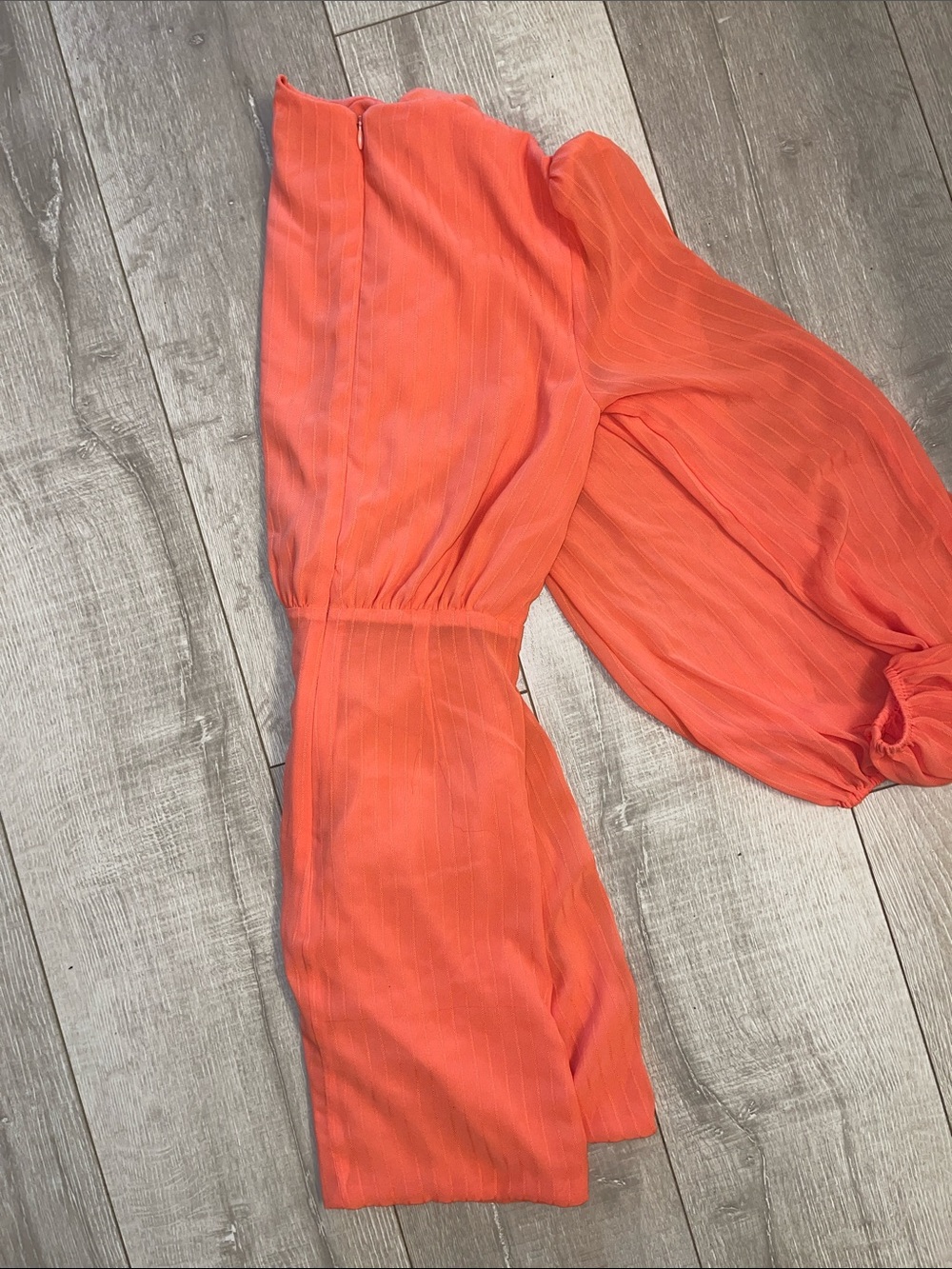 NBD Coral Ruffle Long-Sleeve Mini Dress Cut out detail XS- never worn! - Picture 8 of 8